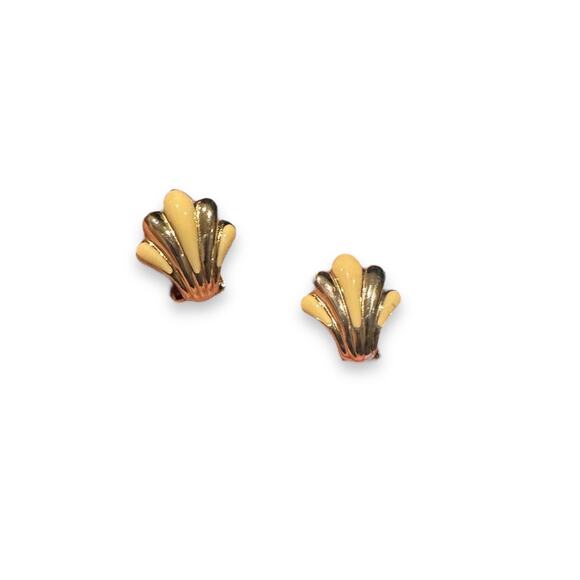 Christian Dior Vintage Enamel Goldtone Palm Shell Clip on Earrings - Picture 1 of 11